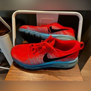 Nike FlyKnit Max